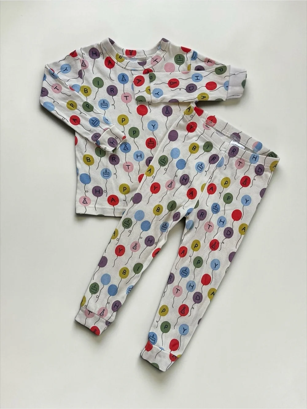 GAP VGUC Colorful Organic Cotton Happy Birthday Balloon Print Pajama Set